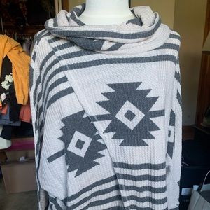 Lularoe Kristin cowl neck shirt
